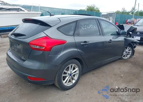 2015 Ford Focus Se z USA, uszkodzony, nr VIN 1FADP3K22FL253380